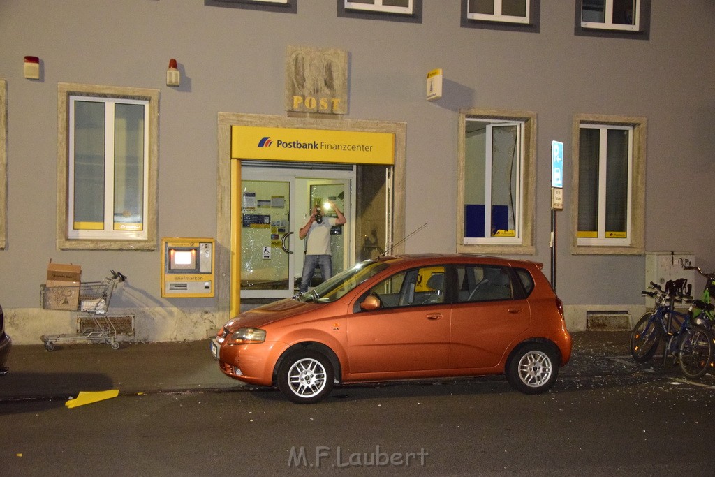 Geldautomat gesprengt Koeln Lindenthal Geibelstr P019.JPG - Miklos Laubert